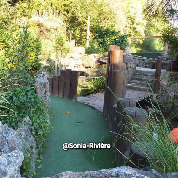 Jungle Golf : une aventure ludique au cœur de la Dordogne