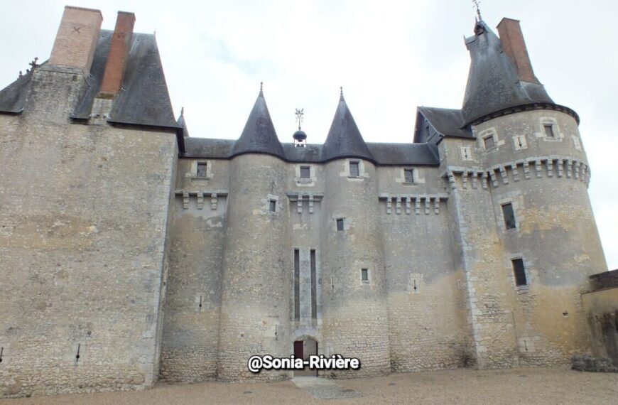 Le château de Fougères-sur-Bièvre : une perle méconnue de la…