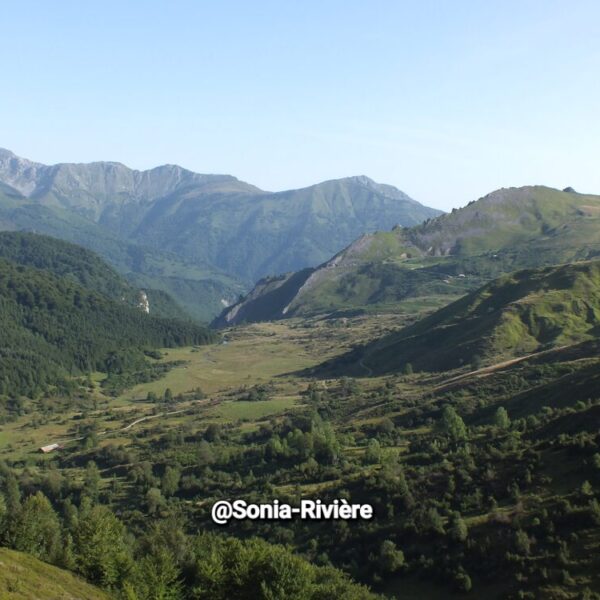Les Pyrénées : un voyage au cœur de la nature et des traditions