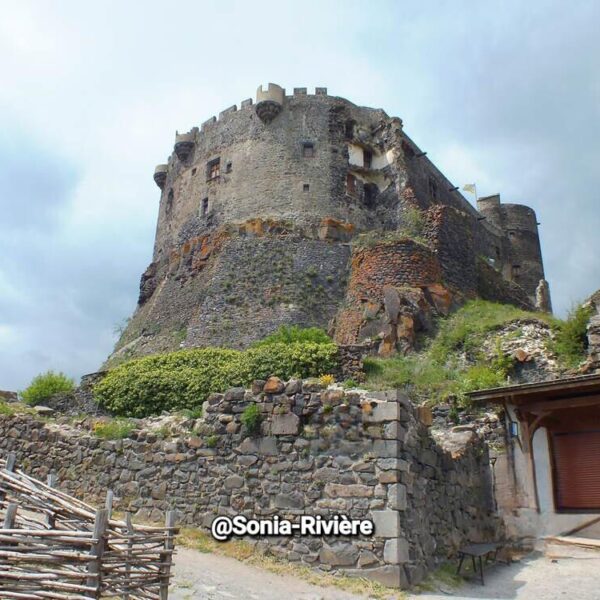 Le château de Murol