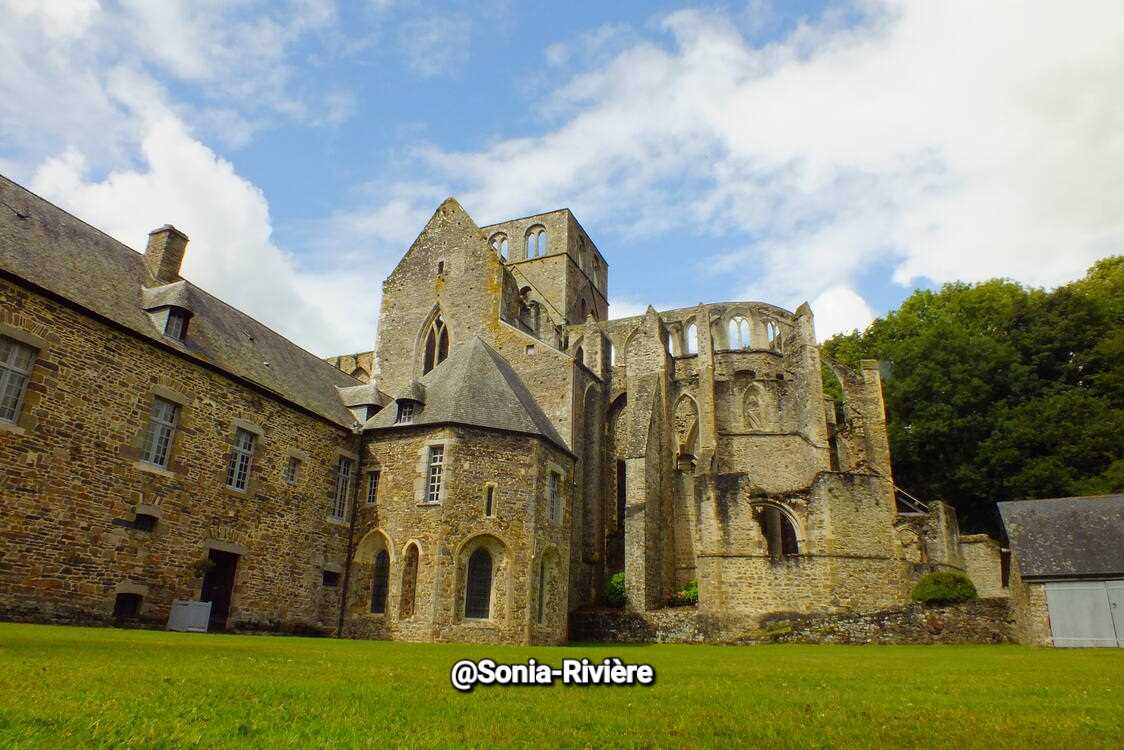 Abbaye de Hambye