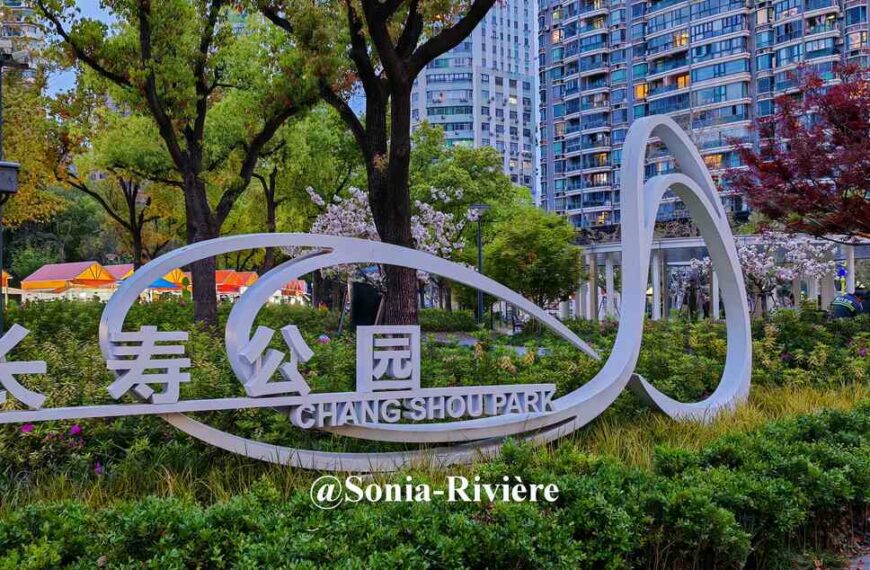 长寿公园 Chángshòu Gōngyuán : une parenthèse verte et vivante au…